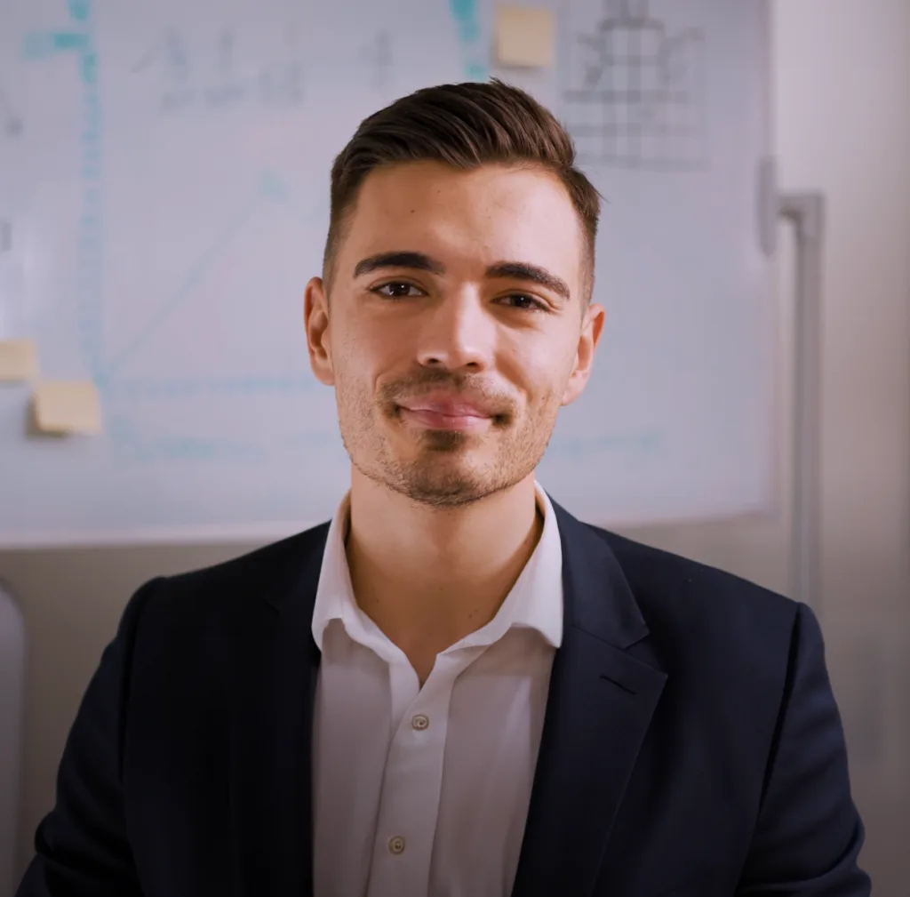 Kevin Foglar, tłumacz przysięgły języka angielskiego, ujęcie z sesji